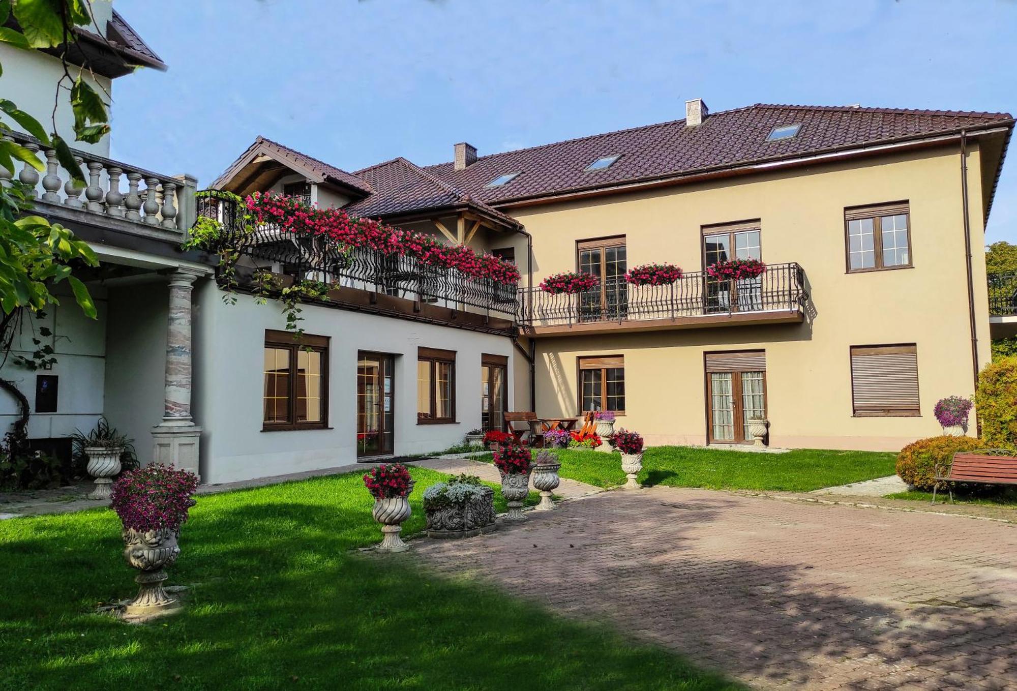 Osrodek Wypoczynkowy Raf-Mil Aparthotel Виче Екстериор снимка